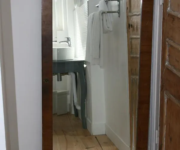 La Maison De La Hotel