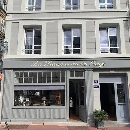 Hotel La Maison De La 2*