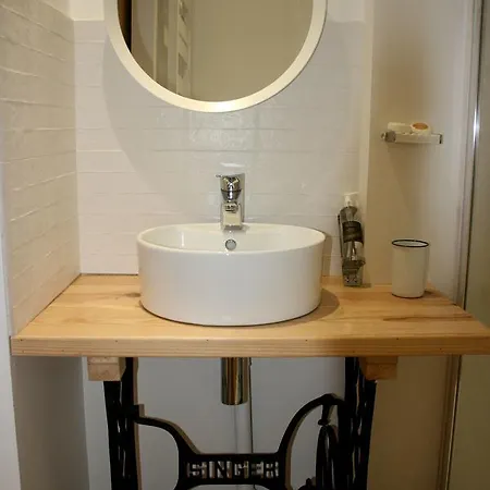 La Maison De La Hotel 2*