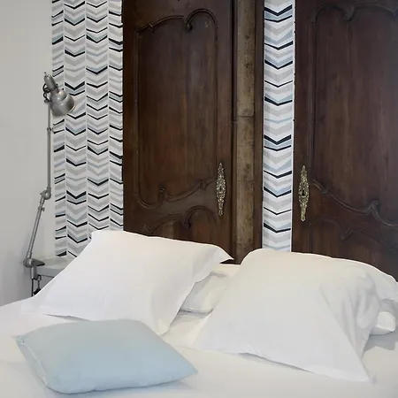 La Maison De La Hotel 2*