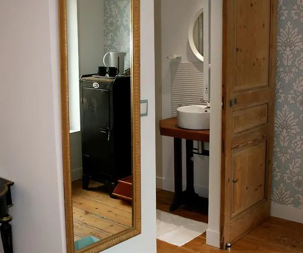 La Maison De La Hotel 2*