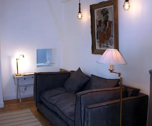 호텔 La Maison De La 2*