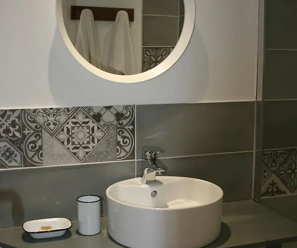 Hotell La Maison De La 2*